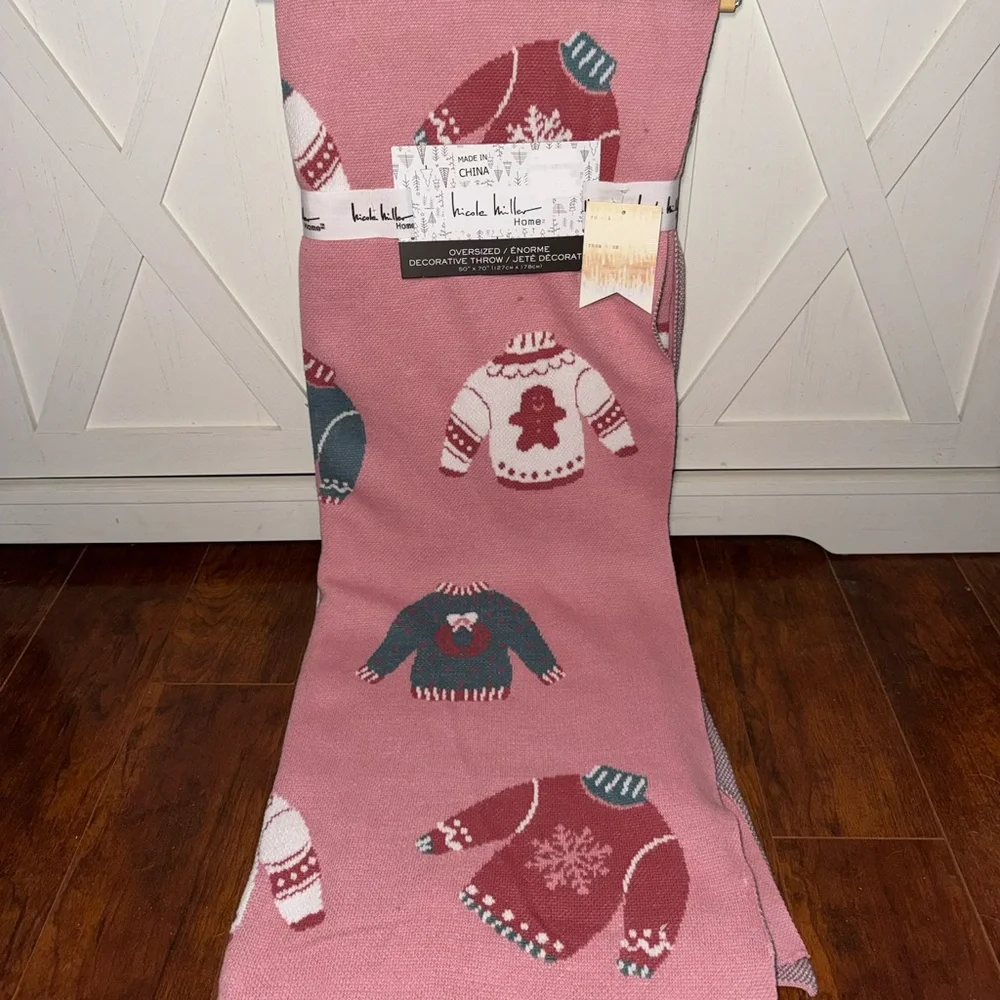 Nicole Miller Pink Holiday Sweater Pattern Decorative Throw Blanket